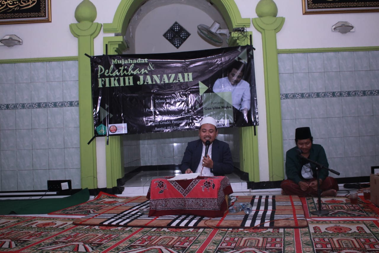 KKN IIQ An Nur Melaksanakan Mujahadat Dan Pelatihan Fikih Jenazah Di Dusun Grudo