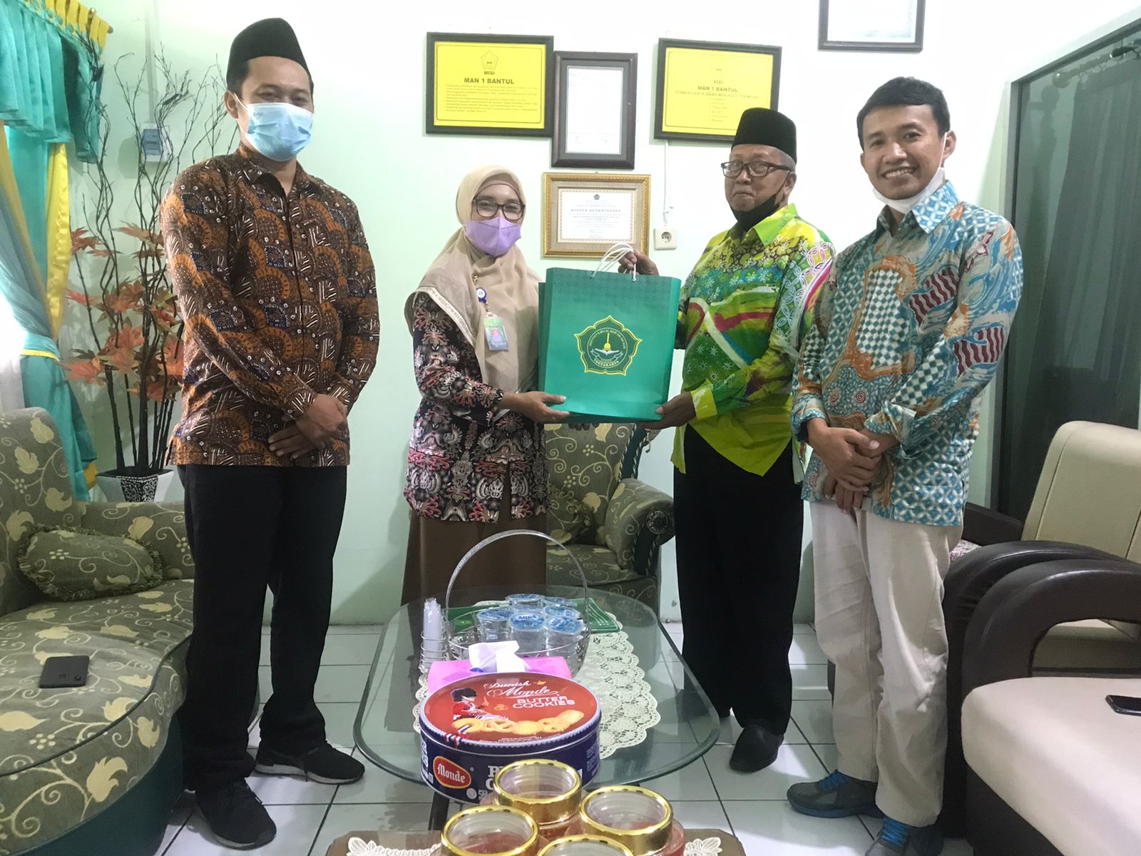 Berikan Jalur Undangan, Panitia PMB Kunjungi 5 Sekolah di Bantul