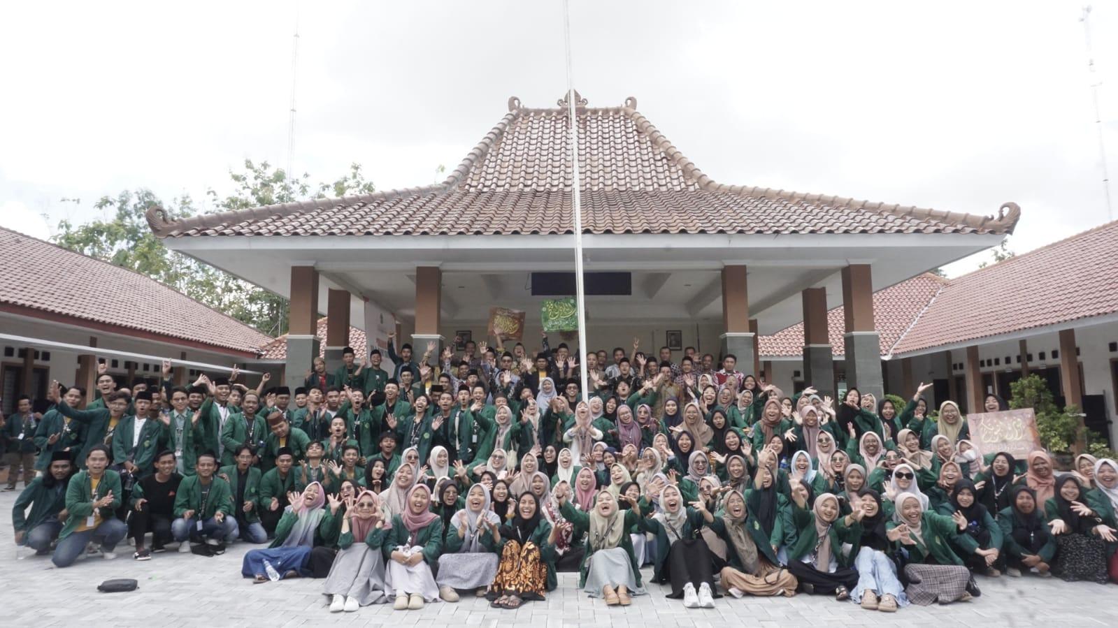 Penarikan Mahasiswa KKN IIQ An Nur Angkatan ke-20 Sisakan Kesan Mendalam