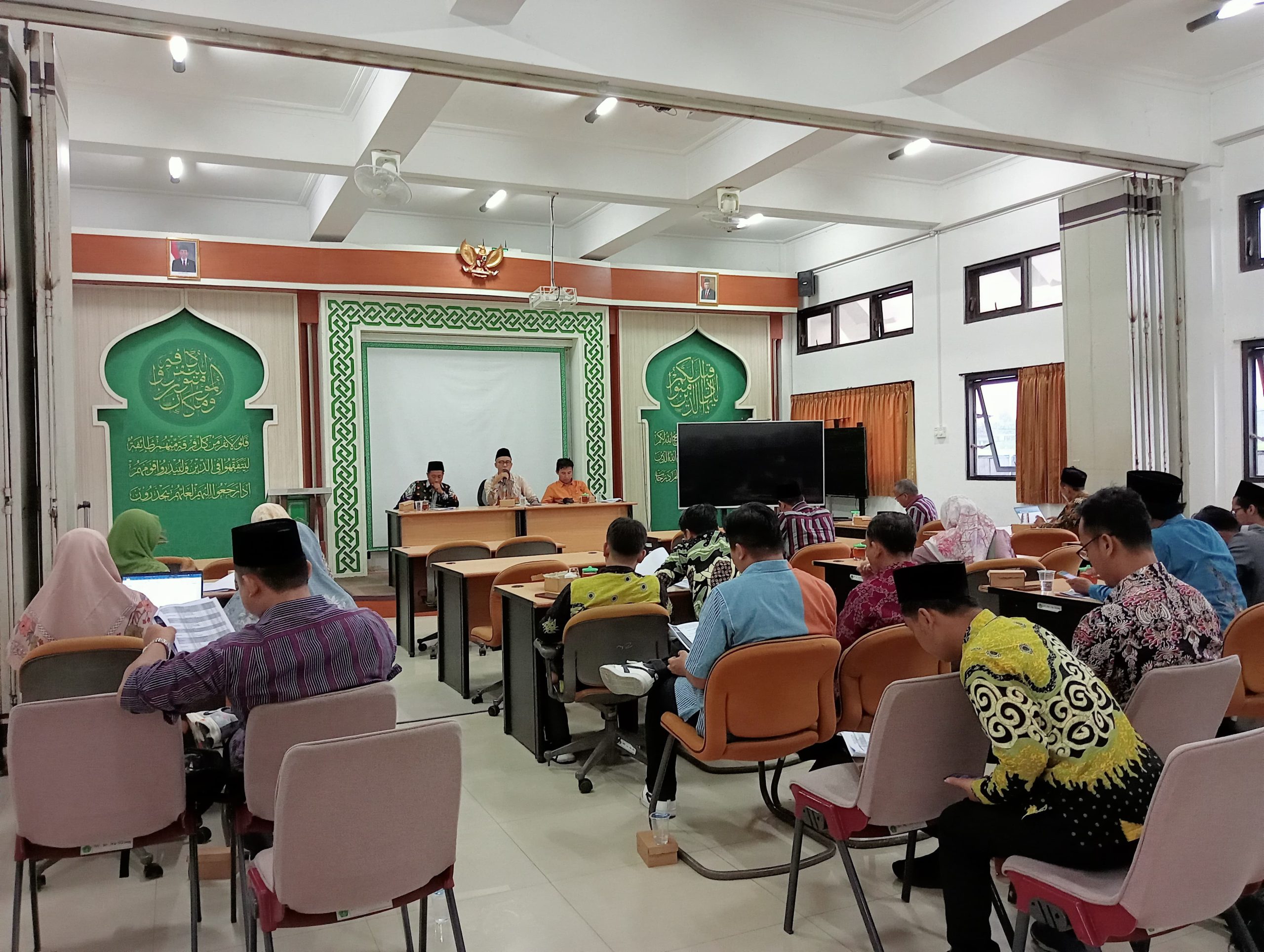 Menjelang Semester Genap, Warek I Beri Pembinaan dan Pengarahan kepada Jajaran Dosen IIQ An Nur Yogyakarta