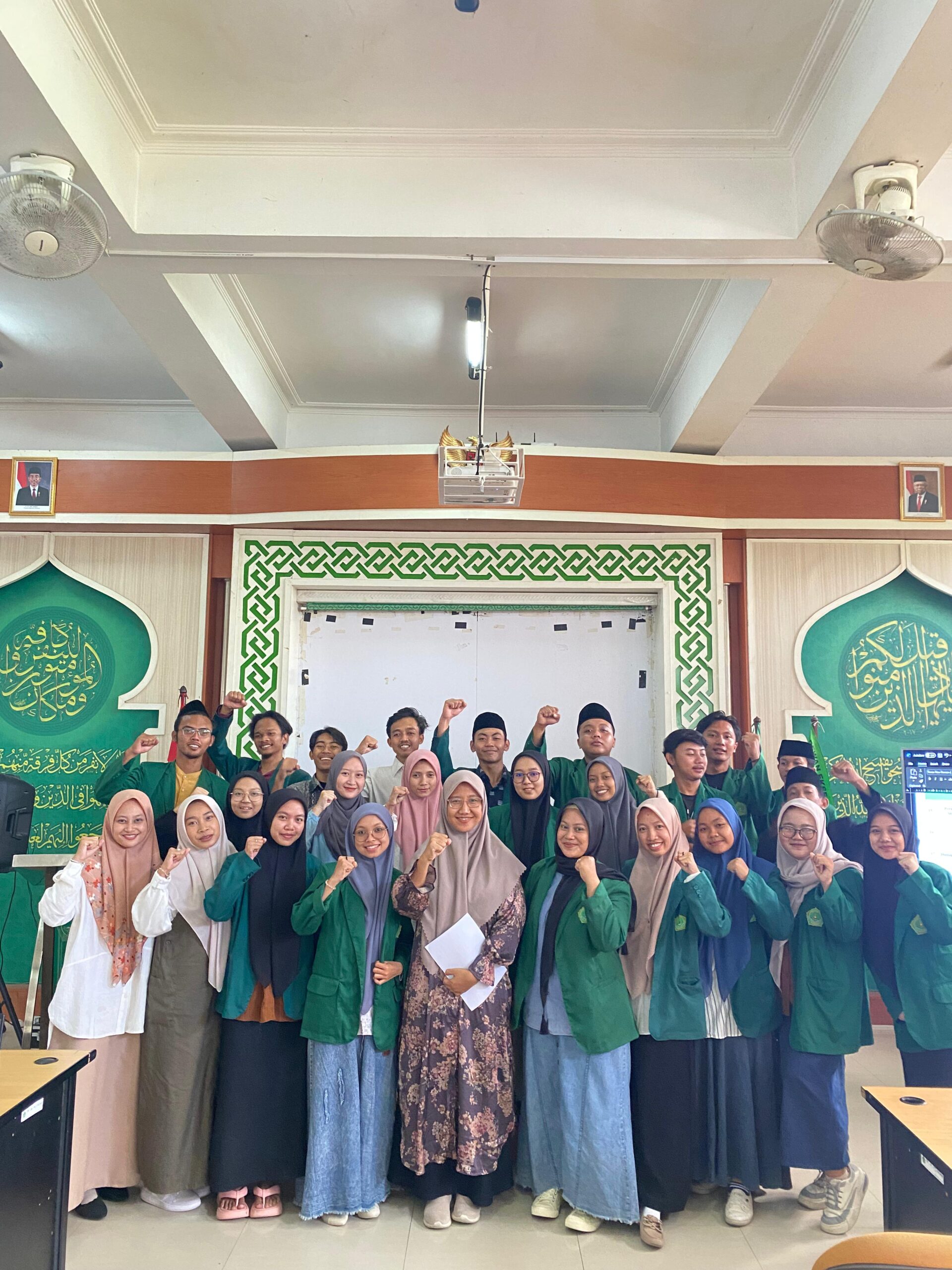 DEMA Fakultas Tarbiyah dan HMPS PGMI IIQ An Nur Yogyakarta Gelar Sarasehan dan Up Grading