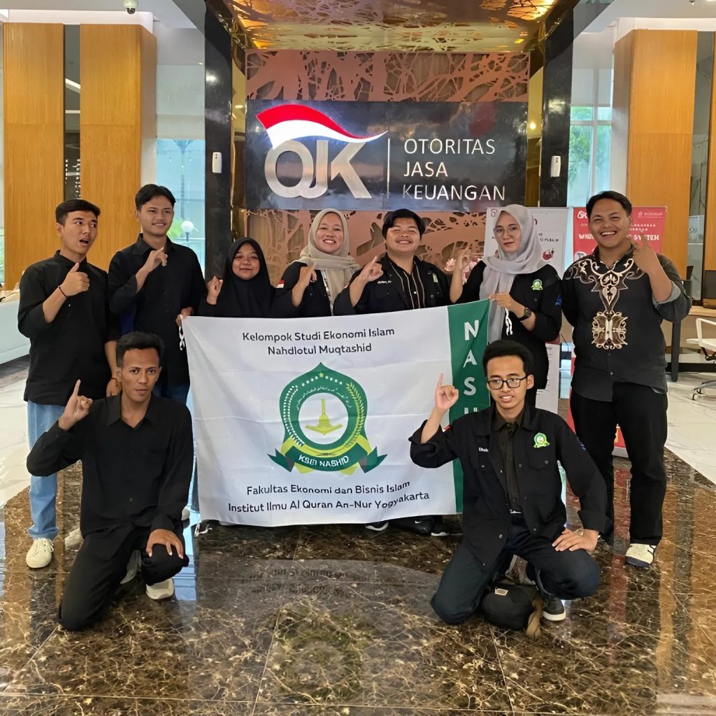 BetterImage 1751354084832 - Lima Mahasiswa IIQ An Nur Yogyakarta Dikukuhkan sebagai Duta Literasi Ekonomi Syariah oleh OJK