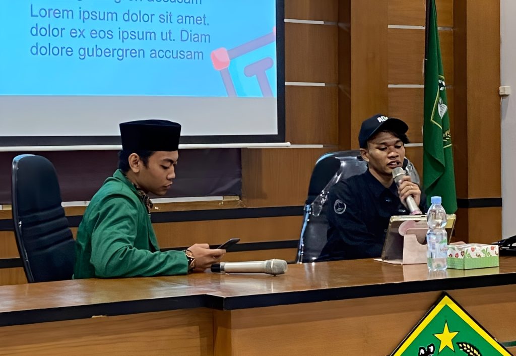 WhatsApp Image 2025 09 11 at 14.38.04 - Workshop Desain Grafis di MAN 3 Bantul Hadirkan Mahasiswa IIQ An Nur Yogyakarta sebagai Narasumber