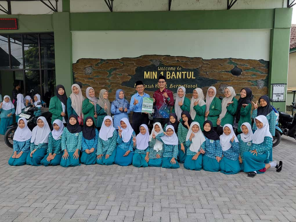 Mahasiswa PPL Fakultas Tarbiyah Resmi Ditarik, Nindy: Semoga Mereka Siap Jadi Guru Profesional Abad 21