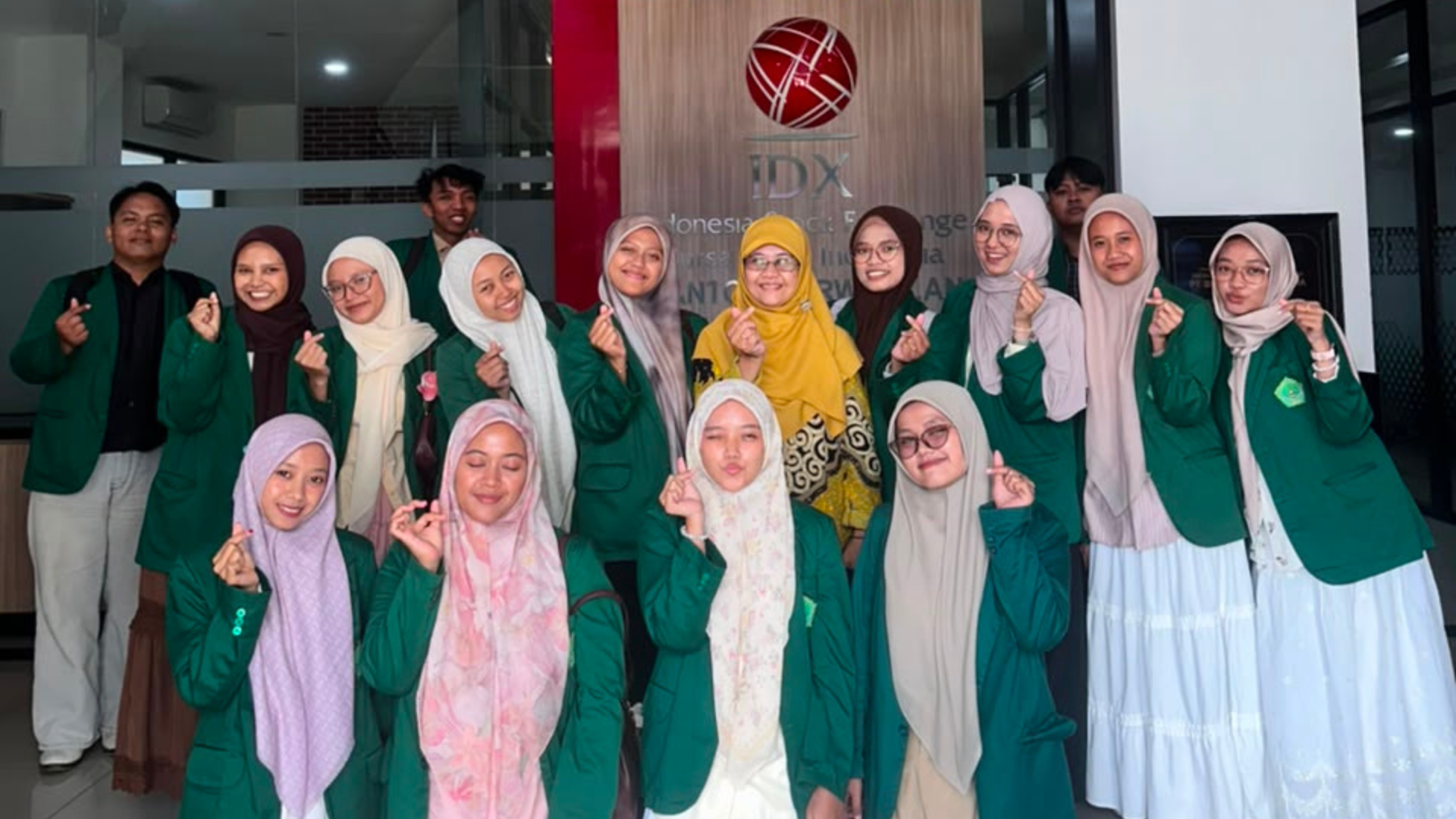 Mahasiswa Ekonomi Syariah IIQ An Nur Yogyakarta Laksanakan Outing Class ke Kantor IDX Yogyakarta
